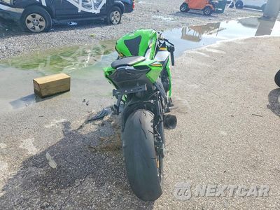 Czwarte zdjęcie samochodu z boku: 2025 KAWASAKI ZX1002 M VIN:JKBZXVM11SA009702 - miniatura