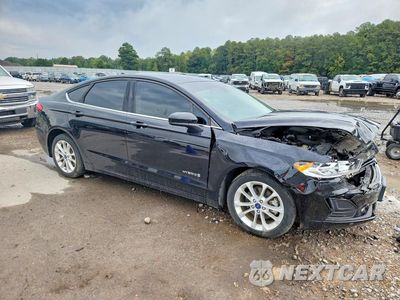 Czwarte zdjęcie samochodu z boku: 2019 FORD FUSION SE VIN:3FA6P0LU5KR117781 - miniatura