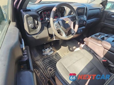 Zdjęcie 8 z 12 samochodu: 2022 CHEVROLET SILVERADO LTD C1500 CUSTOM VIN:3GCPWBEK2NG112109 - miniatura