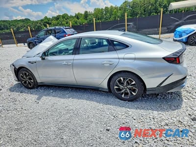Drugie zdjęcie samochodu z przodu: 2024 HYUNDAI SONATA SEL VIN:KMHL64JA6RA367935 - miniatura