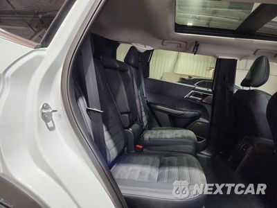 Zdjęcie 11 z 13 samochodu: 2025 MITSUBISHI OUTLANDER SE VIN:JA4J4VA80SZ024852 - miniatura