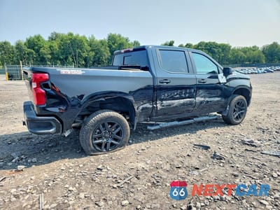 Trzecie zdjęcie samochodu z tyłu: 2026 CHEVROLET SILVERADO K1500 LT TRAIL BOSS VIN:3GCUKFED3TG120837 - miniatura