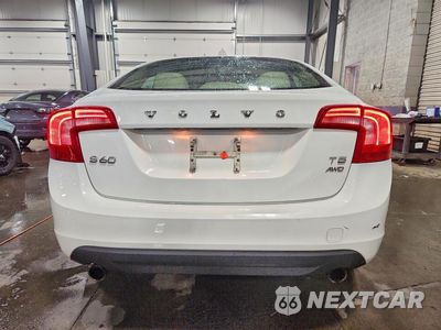 Zdjęcie 6 z 12 samochodu: 2013 VOLVO S60 T5 VIN:YV1612FH7D2189752 - miniatura