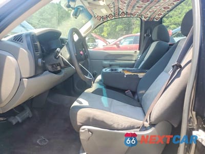 Zdjęcie 7 z 12 samochodu: 2007 CHEVROLET SILVERADO C1500 CLASSIC VIN:1GCEC14X77Z600319 - miniatura