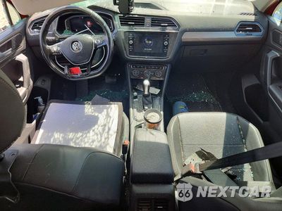 Zdjęcie 8 z 13 samochodu: 2019 VOLKSWAGEN TIGUAN SE VIN:3VV3B7AX1KM124128 - miniatura