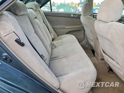 Zdjęcie 10 z 13 samochodu: 2003 TOYOTA CAMRY LE VIN:4T1BE32K93U683626 - miniatura