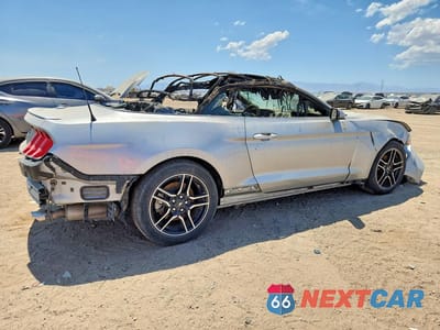 Trzecie zdjęcie samochodu z tyłu: 2020 FORD MUSTANG VIN:1FATP8UH8L5139510 - miniatura