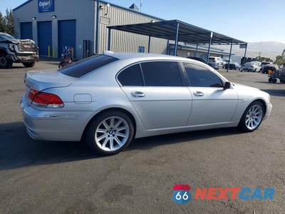Trzecie zdjęcie samochodu z tyłu: 2006 BMW 750 LI VIN:WBAHN83506DT59566 - miniatura