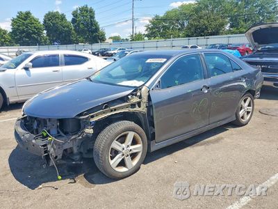 2013 TOYOTA CAMRY SE 4T1BF1FK4DU272115 - główne zdjęcie licytacji z USA - miniatura