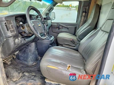 Zdjęcie 7 z 13 samochodu: 2021 CHEVROLET EXPRESS G3500 VIN:1GB0GSF71M1144866 - miniatura