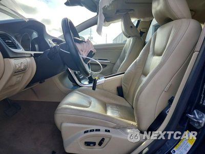 Zdjęcie 7 z 12 samochodu: 2014 VOLVO S60 T5 VIN:YV1612FS8E2281501 - miniatura