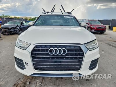 Piąte zdjęcie samochodu w środku: 2017 AUDI Q3 PREMIUM VIN:WA1BCCFS6HR016960 - miniatura