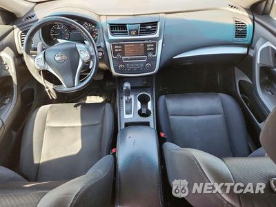 Zdjęcie 8 z 12 samochodu: 2017 NISSAN ALTIMA 2.5 SR VIN:1N4AL3AP9HC476790 - miniatura
