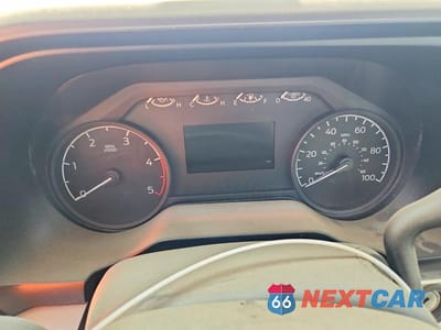 Zdjęcie 9 z 12 samochodu: 2023 FORD F350 SUPER DUTY VIN:1FDRF3HT9PEC44552 - miniatura