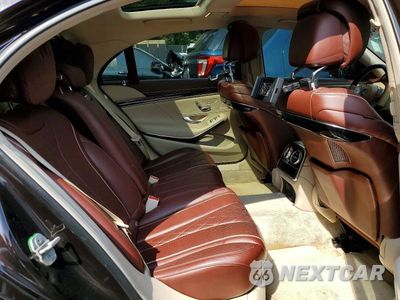 Zdjęcie 10 z 12 samochodu: 2018 MERCEDES-BENZ S 560 4MATIC VIN:WDDUG8GB8JA347161 - miniatura