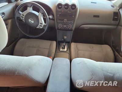 Zdjęcie 8 z 12 samochodu: 2010 NISSAN ALTIMA 2.5 VIN:1N4AL2AP3AN499616 - miniatura