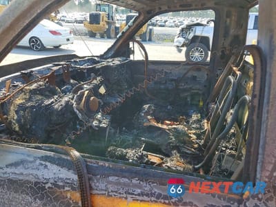 Zdjęcie 7 z 11 samochodu: 2005 CHEVROLET SILVERADO C2500 HEAVY DUTY VIN:1GBHC24U15E298818 - miniatura