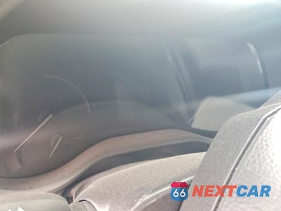 Zdjęcie 9 z 14 samochodu: 2022 TOYOTA SIENNA XLE VIN:5TDJRKEC5NS087049 - miniatura