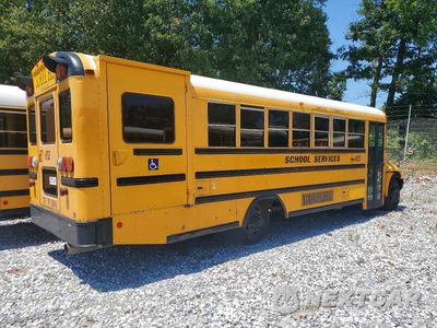 Czwarte zdjęcie samochodu z boku: 2015 IC CORPORATION 3000 CE BUS SCHOOL BUS VIN:4DRBUC8P0FB643523 - miniatura