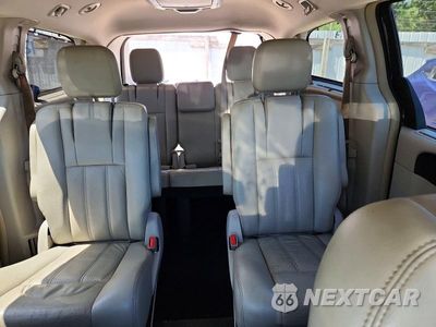 Zdjęcie 10 z 14 samochodu: 2011 CHRYSLER TOWN & COUNTRY TOURING L VIN:2A4RR8DG9BR703604 - miniatura