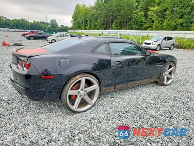 Trzecie zdjęcie samochodu z tyłu: 2010 CHEVROLET CAMARO SS VIN:2G1FT1EW1A9144404 - miniatura