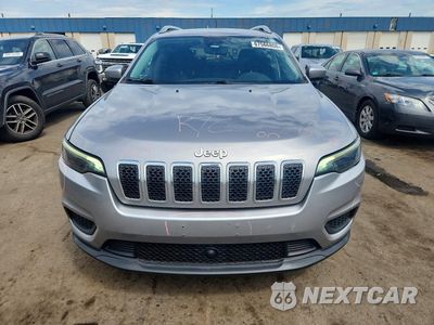 Piąte zdjęcie samochodu w środku: 2021 JEEP CHEROKEE LATITUDE VIN:1C4PJLCB0MD115996 - miniatura