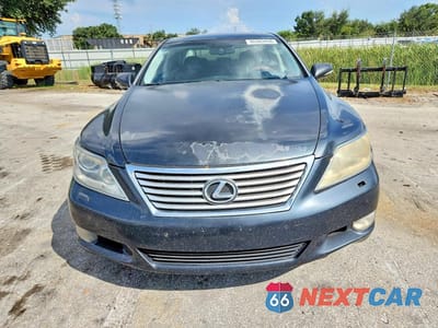 Piąte zdjęcie samochodu w środku: 2010 LEXUS LS 460L VIN:JTHDL5EF5A5002705 - miniatura