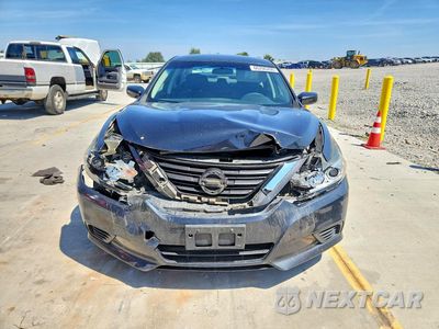 Piąte zdjęcie samochodu w środku: 2016 NISSAN ALTIMA 2.5 S VIN:1N4AL3AP7GN351094 - miniatura