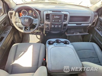 Zdjęcie 8 z 12 samochodu: 2017 RAM 1500 ST VIN:1C6RR6KT6HS615618 - miniatura