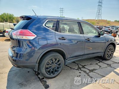 Trzecie zdjęcie samochodu z tyłu: 2016 NISSAN ROGUE S VIN:JN8AT2MV3GW154484 - miniatura