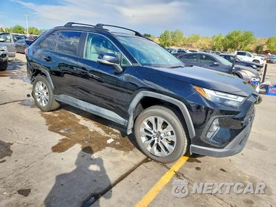 Czwarte zdjęcie samochodu z boku: 2024 TOYOTA RAV4 XLE PREMIUM VIN:2T3A1RFV0RC425236 - miniatura