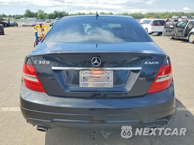 Zdjęcie 6 z 12 samochodu: 2014 MERCEDES-BENZ C 300 4MATIC VIN:WDDGF8AB9EA957956 - miniatura