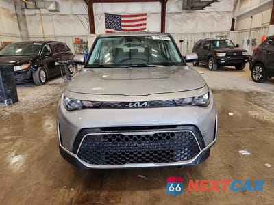 Piąte zdjęcie samochodu w środku: 2025 KIA SOUL LX VIN:KNDJ23AU9S7932208 - miniatura