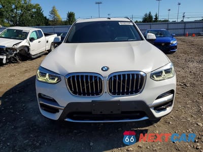Piąte zdjęcie samochodu w środku: 2019 BMW X3 XDRIVE30I VIN:5UXTR9C59KLP77386 - miniatura