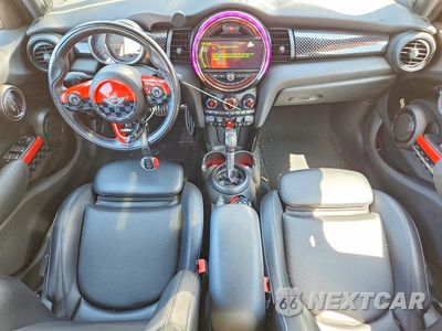 Zdjęcie 8 z 12 samochodu: 2018 MINI COOPER S VIN:WMWXU3C57J2F51236 - miniatura