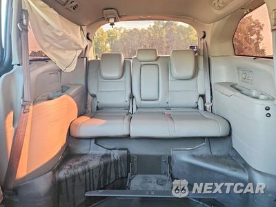 Zdjęcie 10 z 13 samochodu: 2013 HONDA ODYSSEY TOURING VIN:5FNRL5H99DB053849 - miniatura