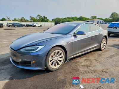 2017 TESLA MODEL S 5YJSA1E15HF200057 - główne zdjęcie licytacji z USA - miniatura