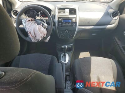 Zdjęcie 8 z 13 samochodu: 2016 NISSAN VERSA 1.6 SV VIN:3N1CN7AP0GL911237 - miniatura