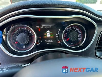Zdjęcie 8 z 10 samochodu: 2017 DODGE CHALLENGER R/T 392 VIN:2C3CDZFJ8HH598078 - miniatura