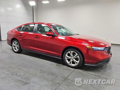Czwarte zdjęcie samochodu z boku: 2023 HONDA ACCORD LX VIN:1HGCY1F21PA001717 - miniatura