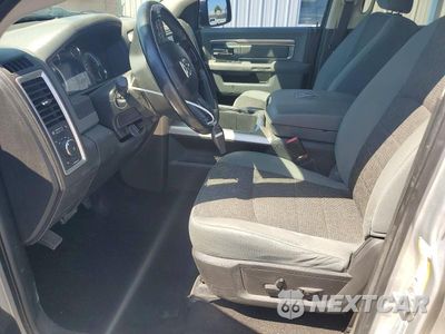 Zdjęcie 7 z 12 samochodu: 2017 RAM 1500 SLT VIN:3C6RR6LT5HG604969 - miniatura