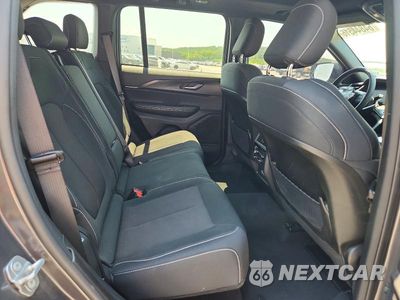 Zdjęcie 10 z 12 samochodu: 2025 JEEP GRAND CHEROKEE LAREDO VIN:1C4RJHAG3SC267858 - miniatura