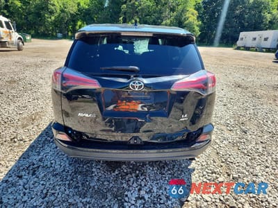 Zdjęcie 6 z 12 samochodu: 2018 TOYOTA RAV4 LE VIN:2T3BFREV2JW820433 - miniatura