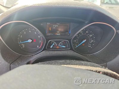 Zdjęcie 9 z 12 samochodu: 2016 FORD FOCUS SE VIN:1FADP3K27GL264585 - miniatura