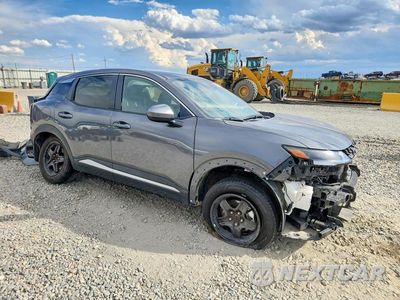 Czwarte zdjęcie samochodu z boku: 2025 NISSAN KICKS SV VIN:3N8AP6CA5SL351178 - miniatura