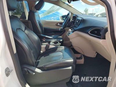 Zdjęcie 7 z 13 samochodu: 2018 CHRYSLER PACIFICA TOURING L VIN:2C4RC1BG3JR112166 - miniatura