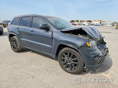 Czwarte zdjęcie samochodu z boku: 2018 JEEP GRAND CHEROKEE LAREDO VIN:1C4RJEAG4JC281233 - miniatura