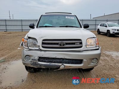 Piąte zdjęcie samochodu w środku: 2003 TOYOTA SEQUOIA SR5 VIN:5TDBT44A03S157815 - miniatura