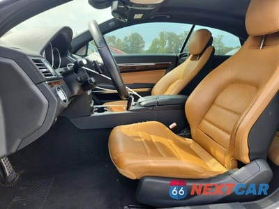 Zdjęcie 7 z 12 samochodu: 2016 MERCEDES-BENZ E 550 VIN:WDDKJ7DB2GF316491 - miniatura