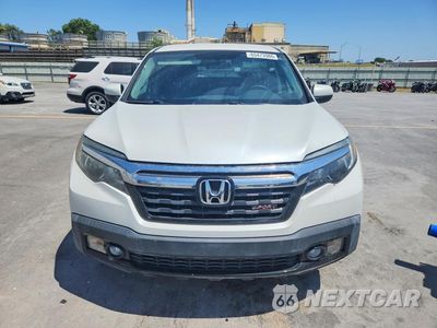 Piąte zdjęcie samochodu w środku: 2019 HONDA RIDGELINE SPORT VIN:5FPYK3F13KB047520 - miniatura